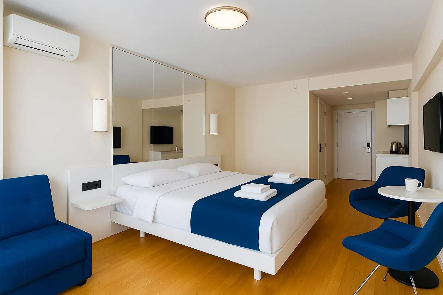Room Number 1922 باتومي 0*,  جورجيا